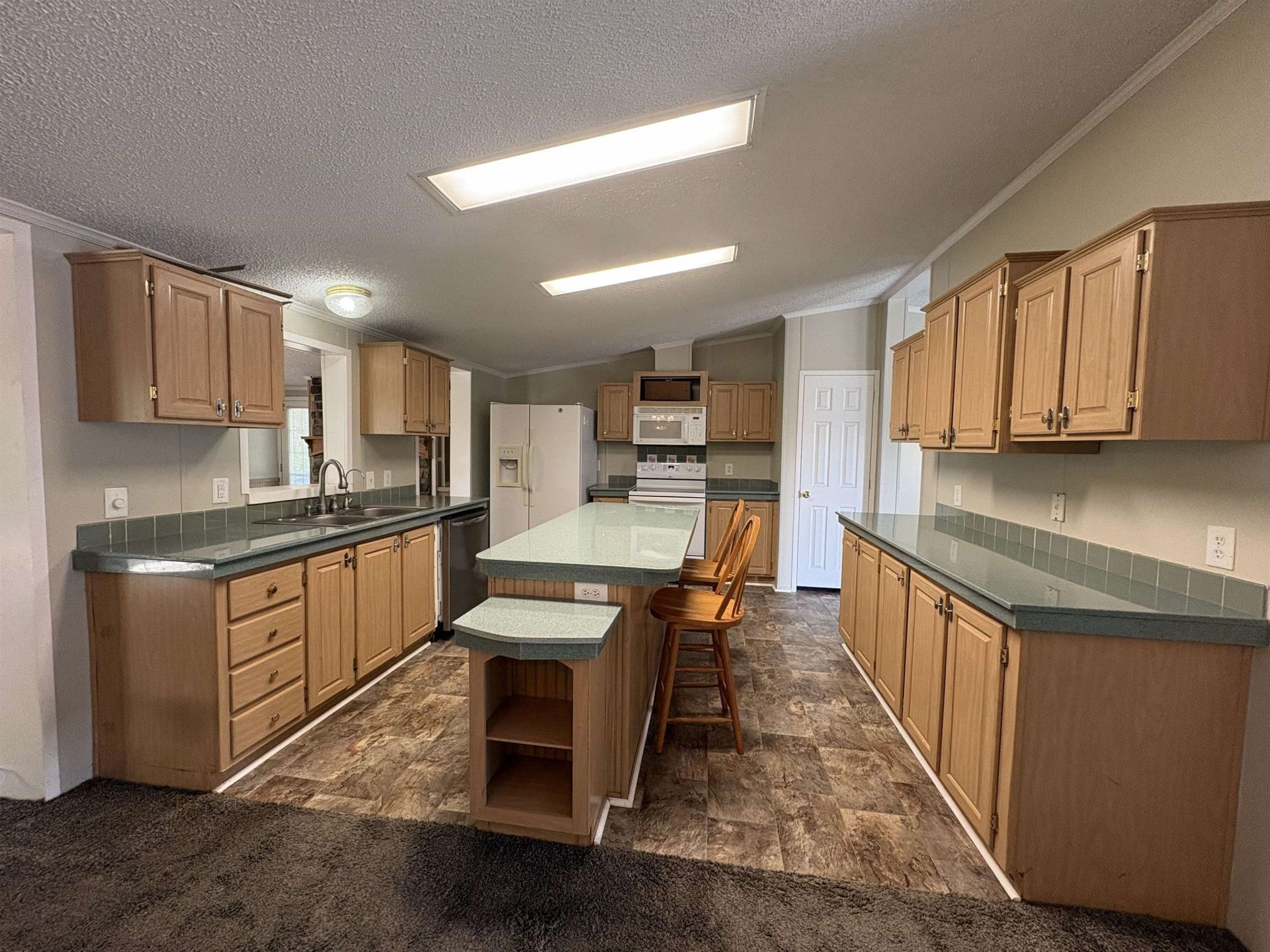 1219 Midvale Dr. Photo 13