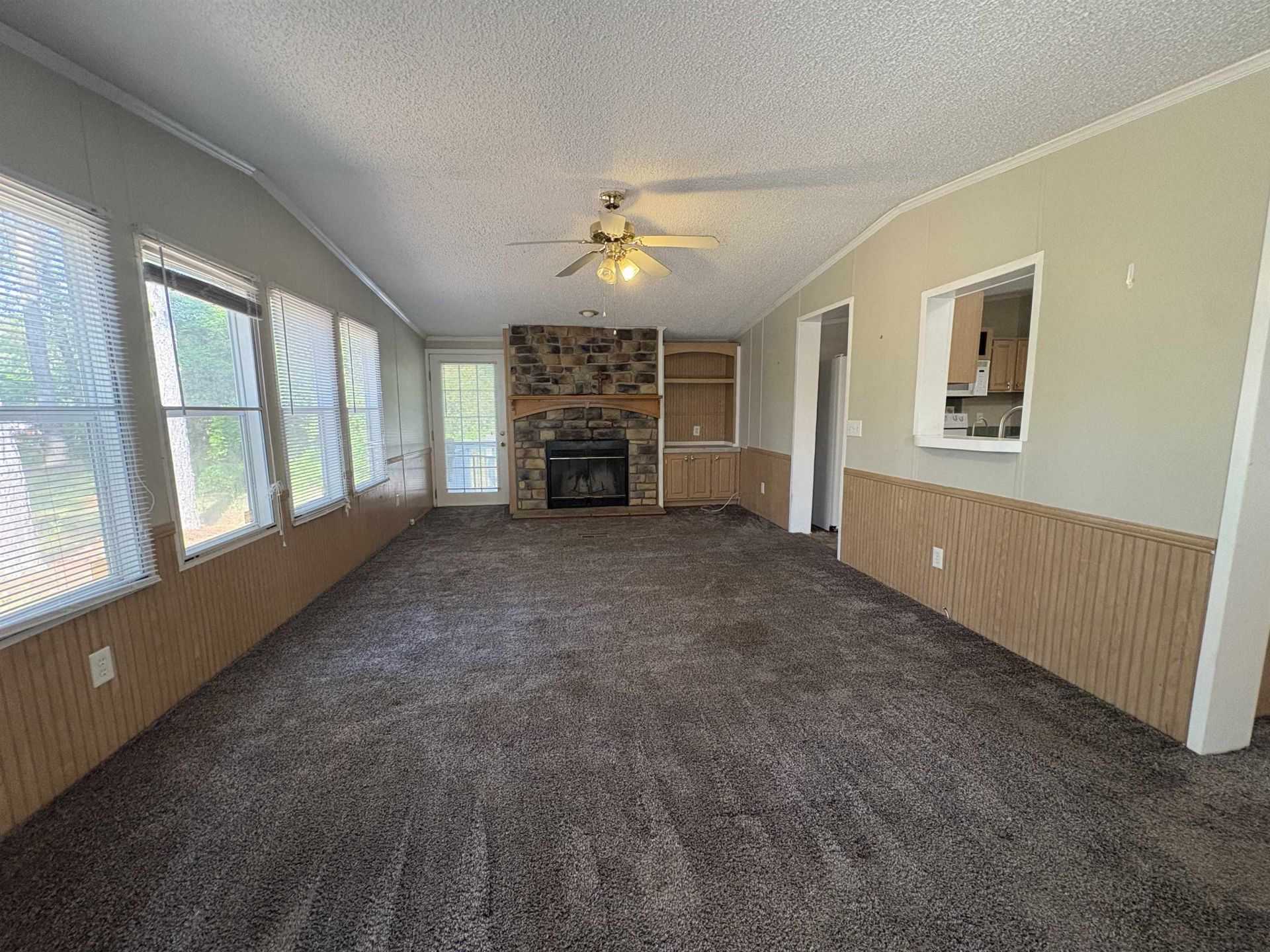 1219 Midvale Dr. Photo 18