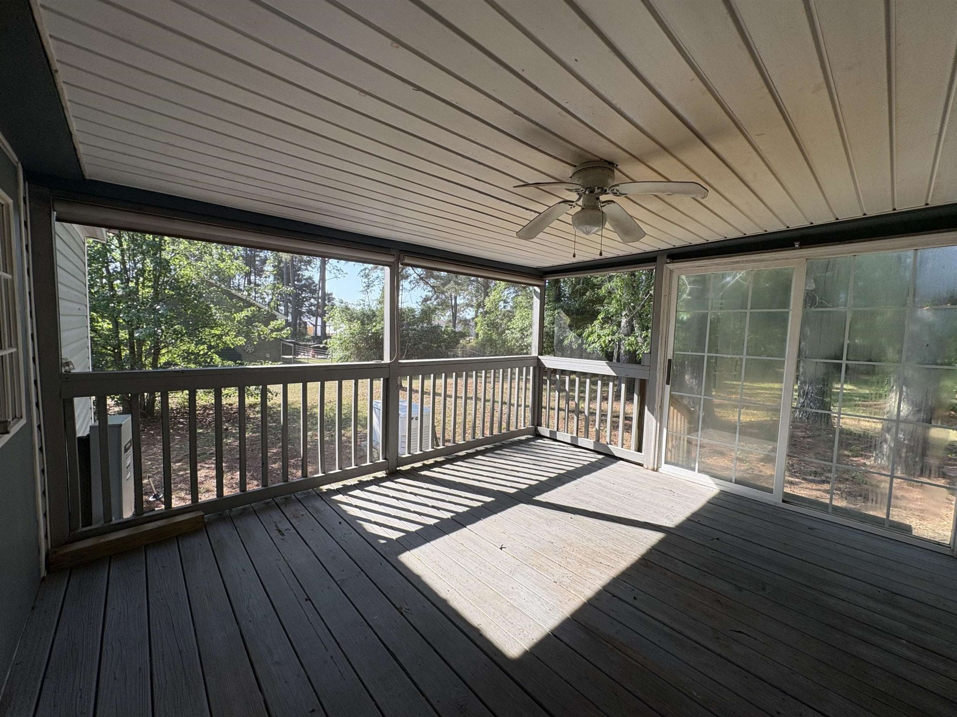 1219 Midvale Dr. Photo 29