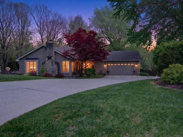 512 Secretariat Circle, Kokomo, IN 46901