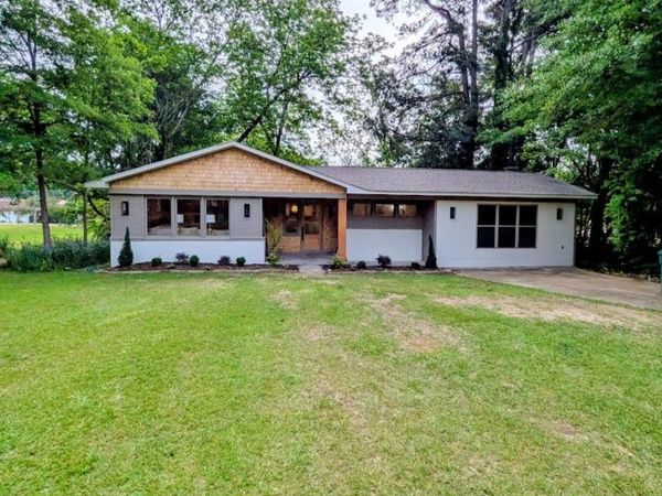 512 Magnolia Dr., Tupelo, MS 38804
