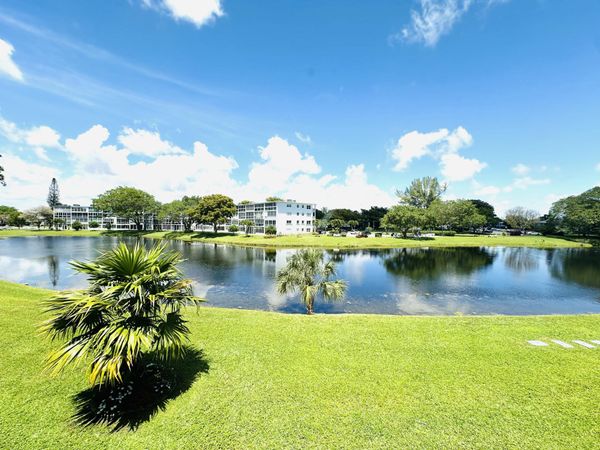 2132 Cambridge F, Deerfield Beach, FL 33442