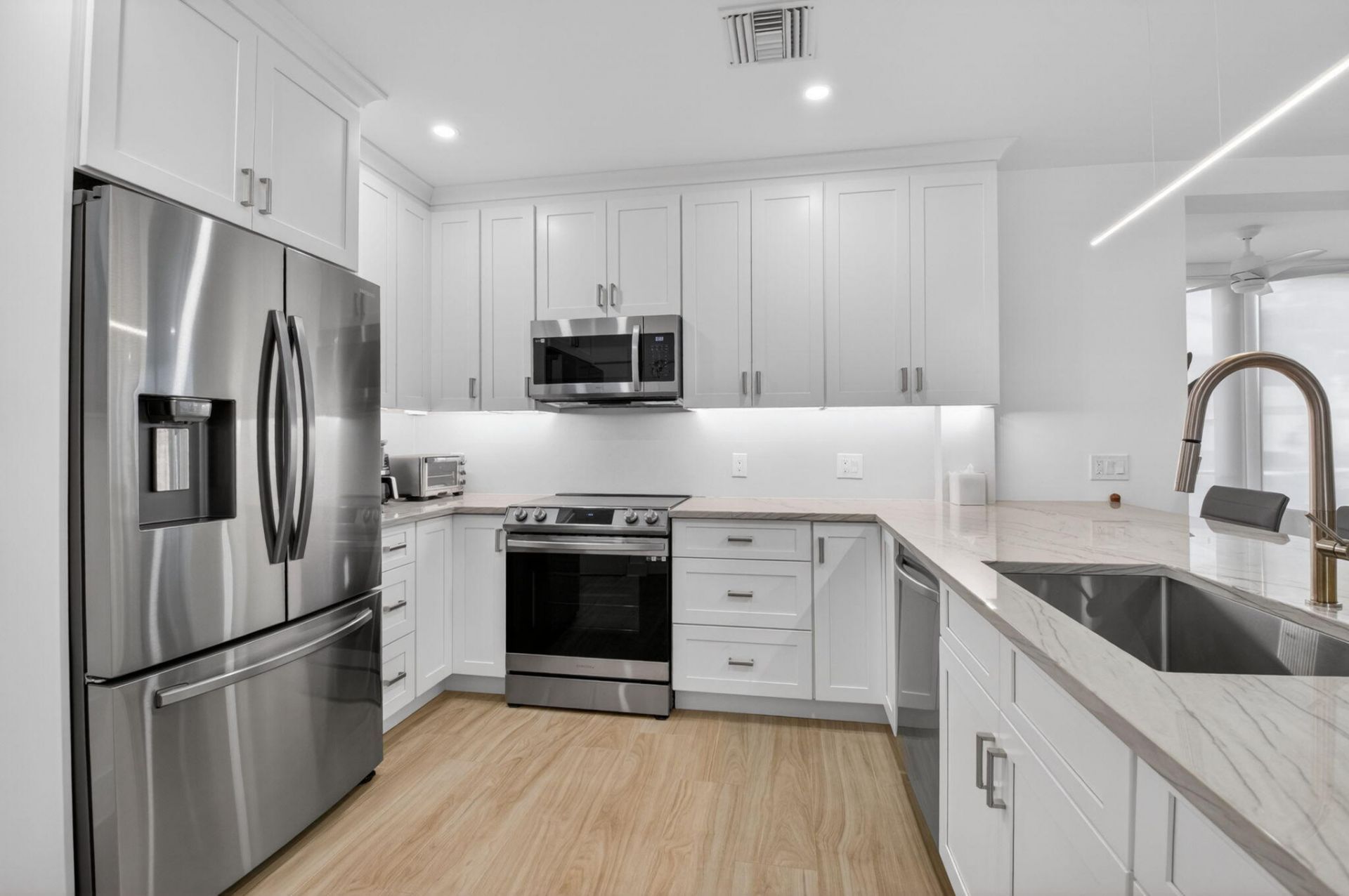 19355 Sabal Lake Drive, Unit 5031, Boca Raton, FL 33434 Photo