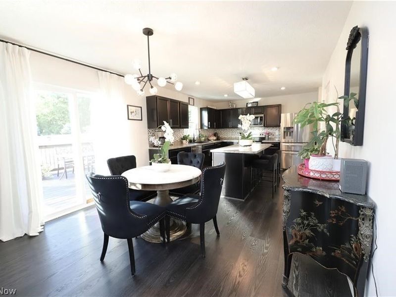 7786 Chesterfield Drive, Chippewa Lake, OH 44215 Photo 7