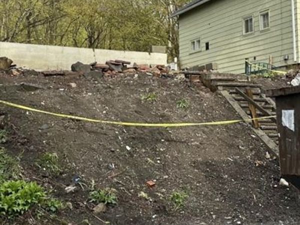 77 Washington St, Greenfield, MA 01301