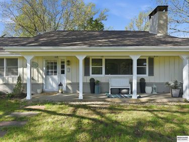 6101 Frontier Road, Lincoln, NE 68516
