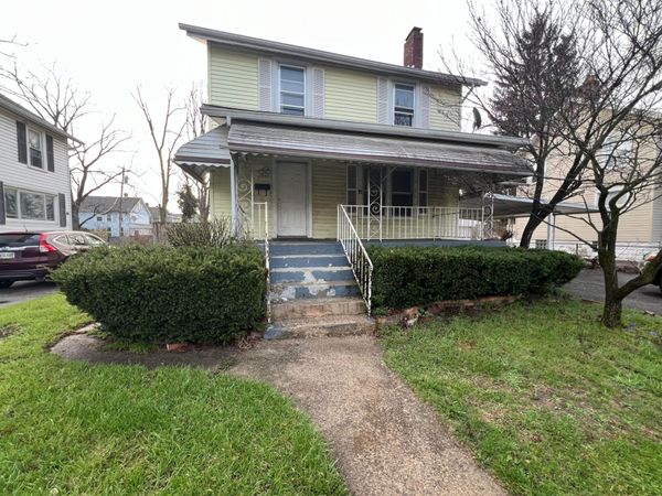 2448 Parkwood Avenue, Columbus, OH 43211