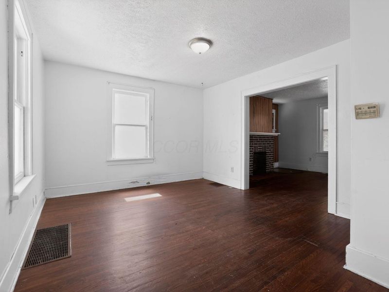 2448 Parkwood Avenue , Columbus, OH 43211 Photo 12