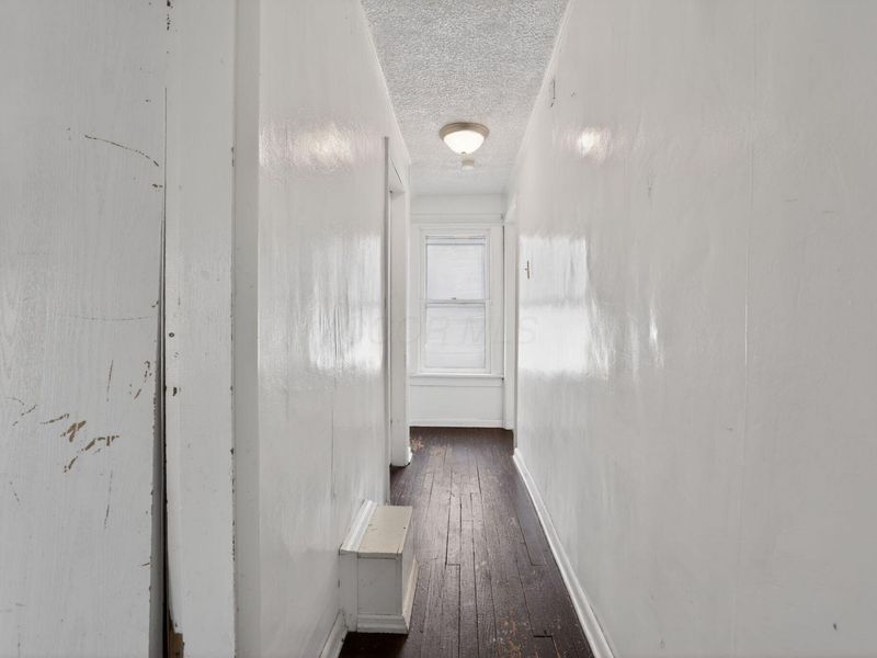 2448 Parkwood Avenue , Columbus, OH 43211 Photo 28