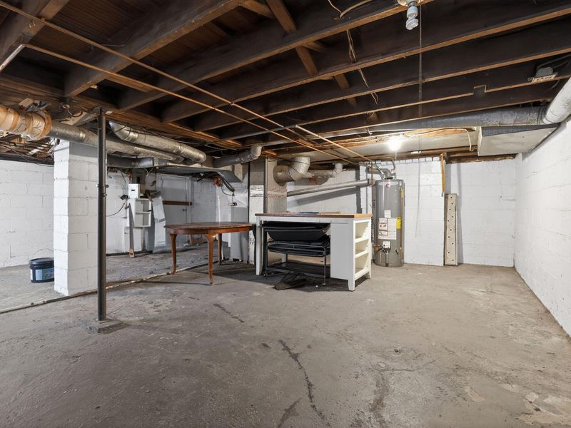 2448 Parkwood Avenue , Columbus, OH 43211 Photo 30