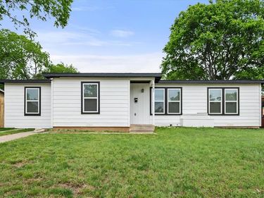 5745 Truelson Drive, Fort Worth, TX 76134