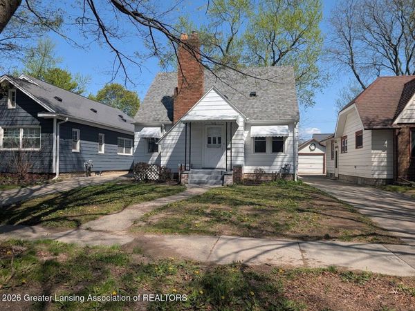 916 Cleo Street, Lansing, MI 48915