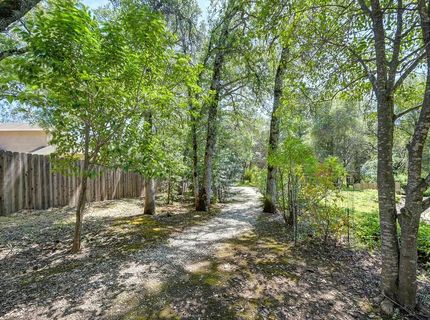 1440 Shadow Rock Dr, Auburn, CA 95602 Photo
