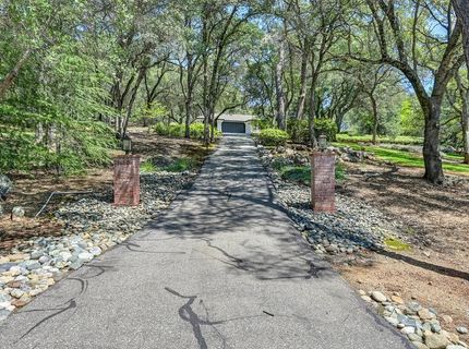 1440 Shadow Rock Dr, Auburn, CA 95602 Photo