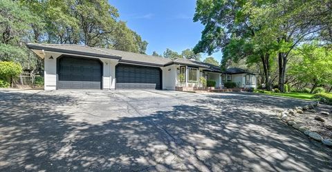 1440 Shadow Rock Dr, Auburn, CA 95602 Photo