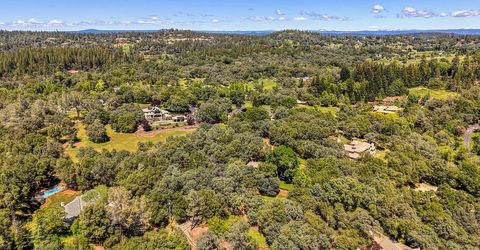 1440 Shadow Rock Dr, Auburn, CA 95602 Photo