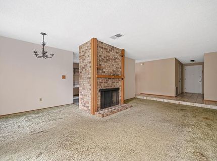 7828 Rockhurst Way, Sacramento, CA 95828 Photo