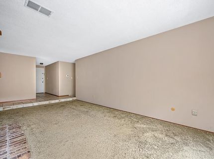 7828 Rockhurst Way, Sacramento, CA 95828 Photo