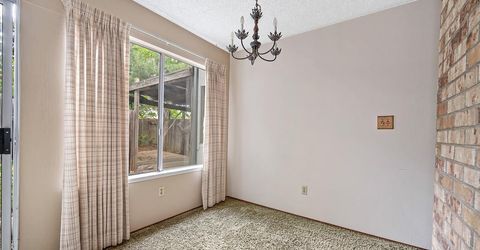 7828 Rockhurst Way, Sacramento, CA 95828 Photo