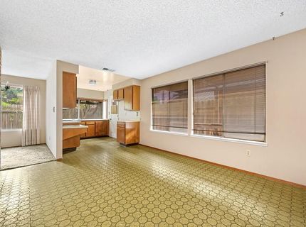 7828 Rockhurst Way, Sacramento, CA 95828 Photo