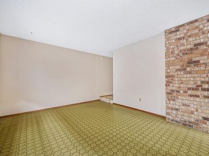 7828 Rockhurst Way, Sacramento, CA 95828 Photo