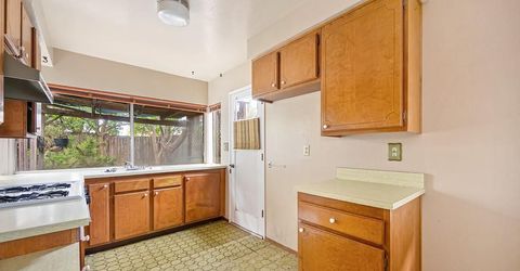 7828 Rockhurst Way, Sacramento, CA 95828 Photo