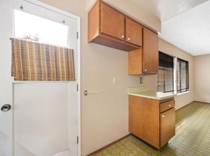 7828 Rockhurst Way, Sacramento, CA 95828 Photo