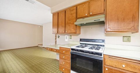 7828 Rockhurst Way, Sacramento, CA 95828 Photo