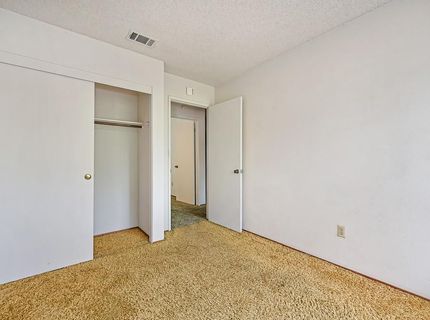 7828 Rockhurst Way, Sacramento, CA 95828 Photo