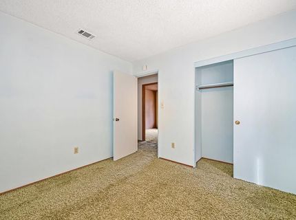 7828 Rockhurst Way, Sacramento, CA 95828 Photo