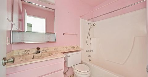 7828 Rockhurst Way, Sacramento, CA 95828 Photo