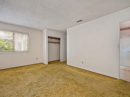 7828 Rockhurst Way, Sacramento, CA 95828 Photo