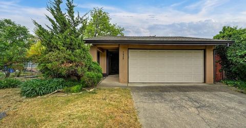 7828 Rockhurst Way, Sacramento, CA 95828 Photo