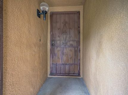 7828 Rockhurst Way, Sacramento, CA 95828 Photo