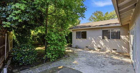 2545 Notre Dame Dr, Sacramento, CA 95826 Photo