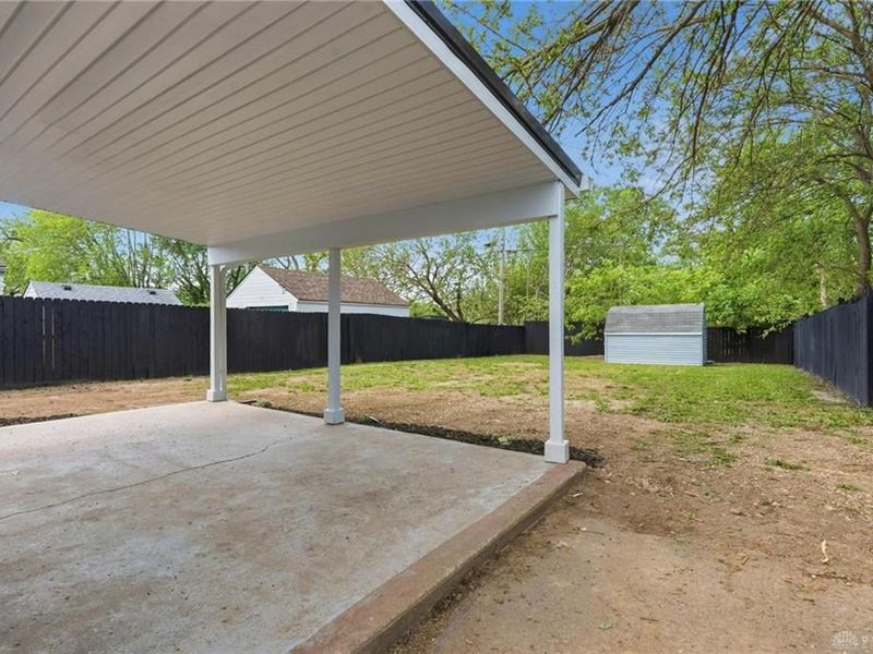 1629 John Glenn Road, Dayton, OH 45410 Photo 4