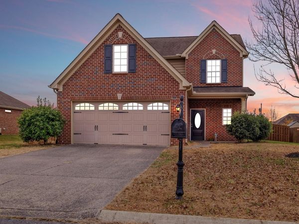 485 Callie Ave , Gallatin, TN 37066