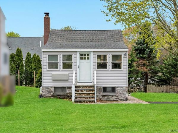 25 Cedar Road , Wading River, NY 11792