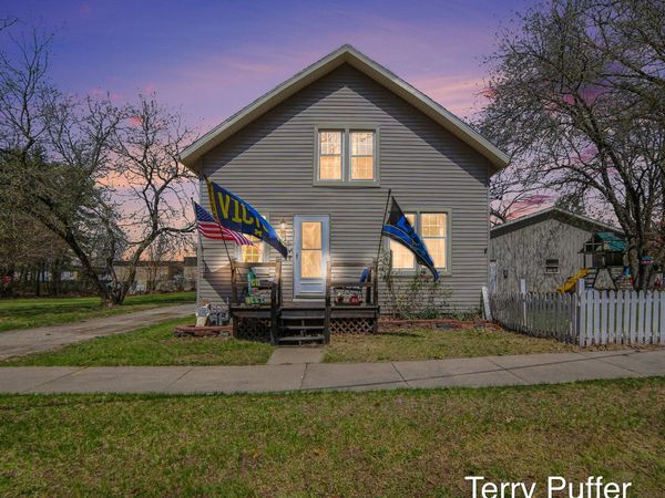 6488 3rd Street, Holton, MI 49425