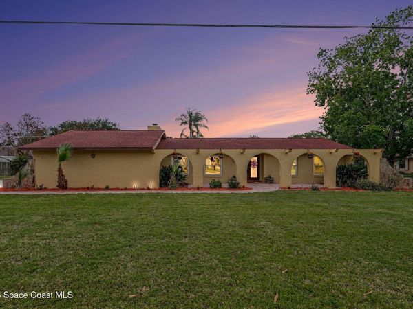 475 Bella Capri Drive , Merritt Island, FL 32952