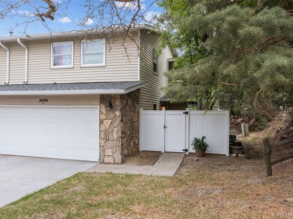 2496 S Vaughn Way, Unit D, Aurora, CO 80014