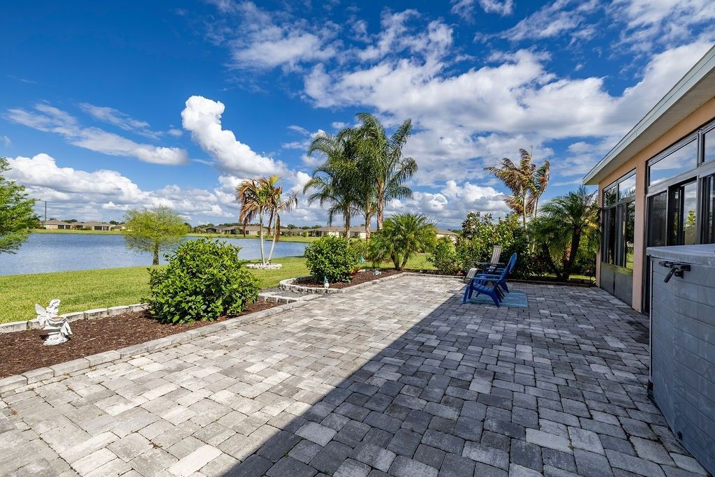 2165 Hawk River Drive Sw, Vero Beach, FL 32962 Photo