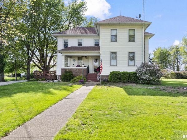 18197 Fairgrounds Street, Petersburg, IL 62675