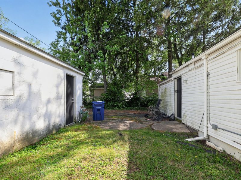 668 Erickson Avenue, Columbus, OH 43213 Photo 3