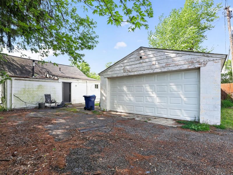 668 Erickson Avenue, Columbus, OH 43213 Photo 6