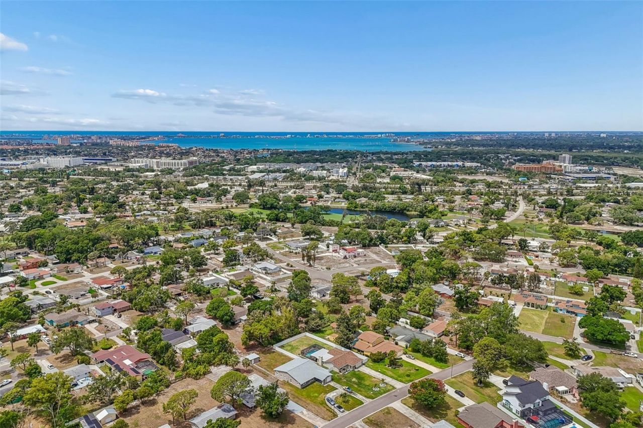2550 Gomaz Way S, Saint Petersburg, FL 33712 Photo