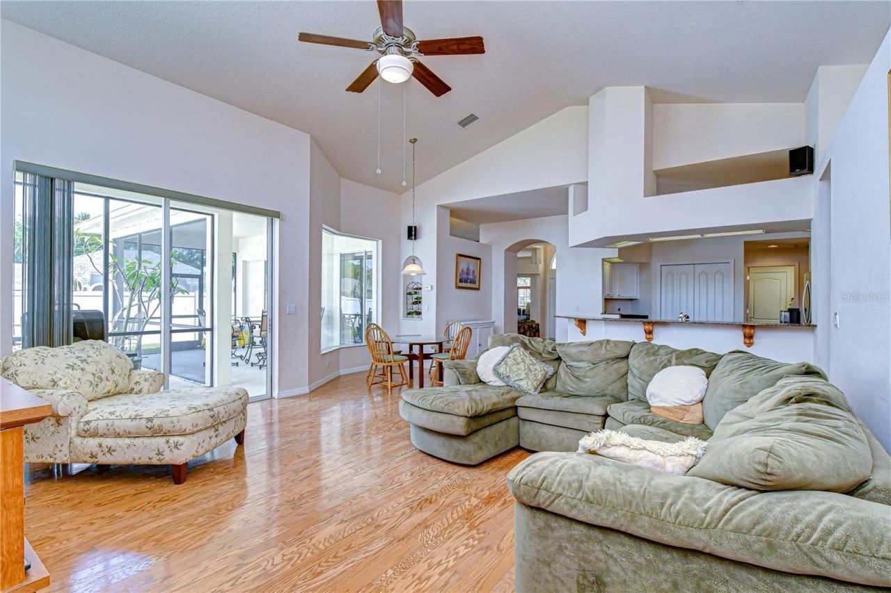 2833 Mossy Timber Trail, Valrico, FL 33596 Photo
