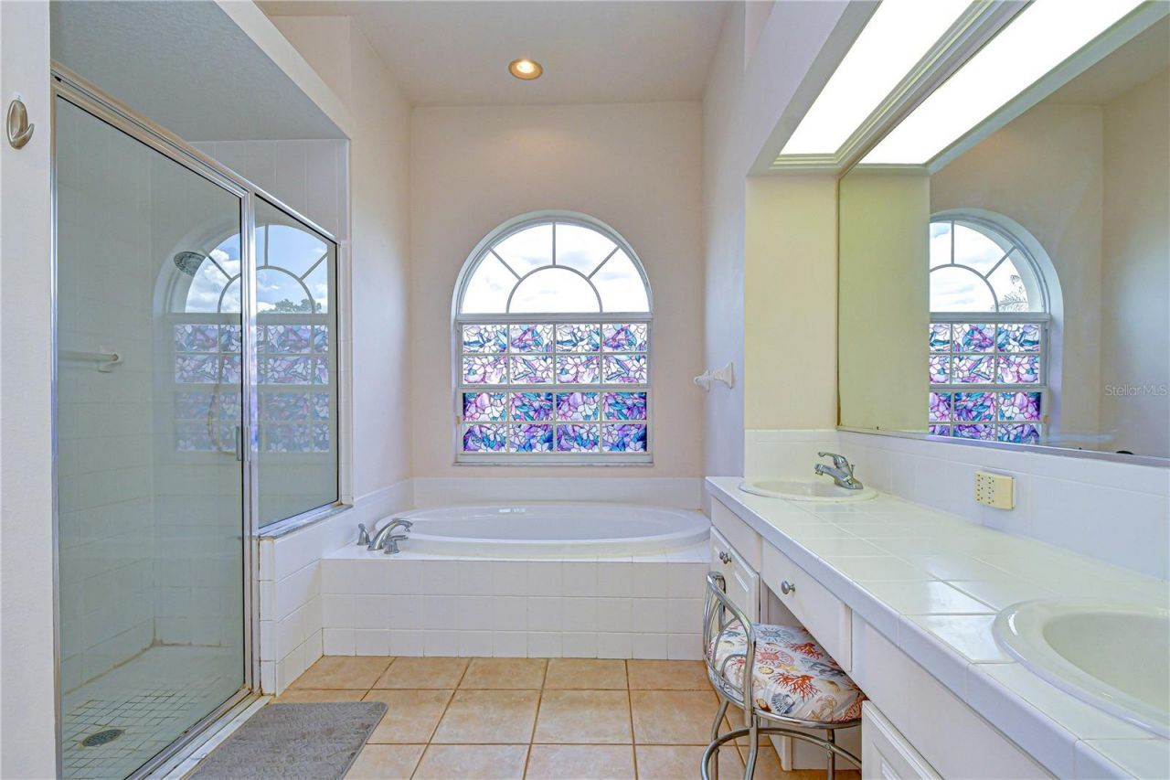 2833 Mossy Timber Trail, Valrico, FL 33596 Photo