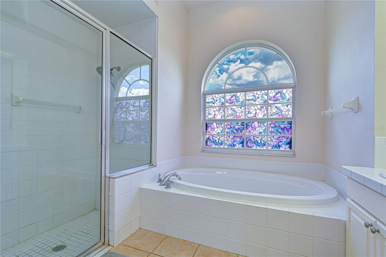 2833 Mossy Timber Trail, Valrico, FL 33596 Photo