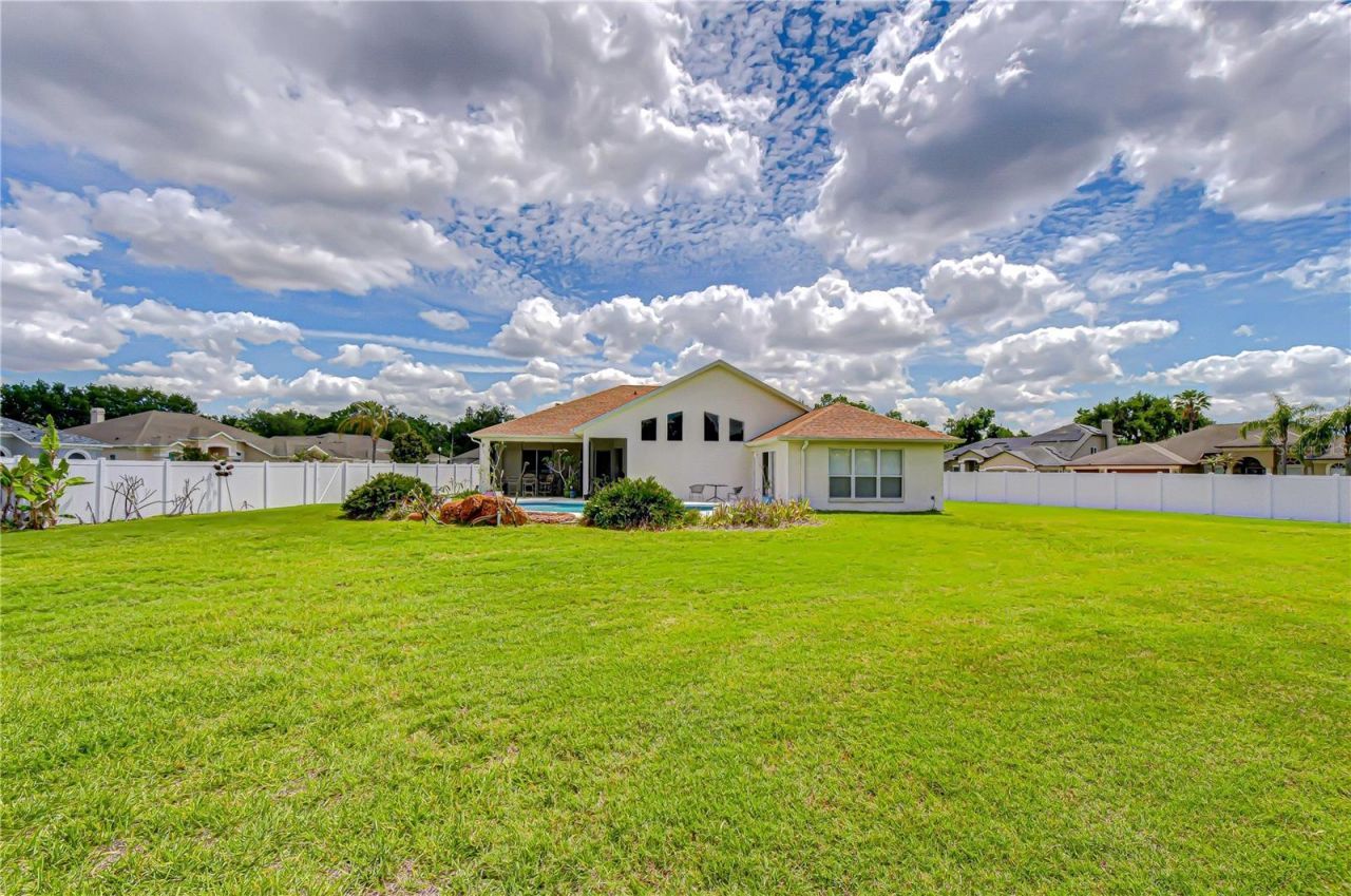 2833 Mossy Timber Trail, Valrico, FL 33596 Photo